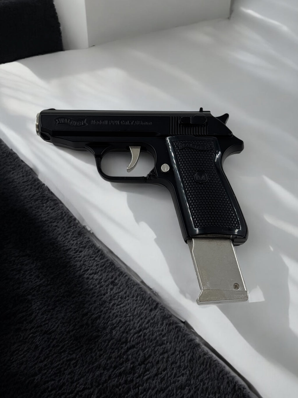 Walther Çakılı Metal Tabanca Modeli Kılıflı Kutusunda 7677