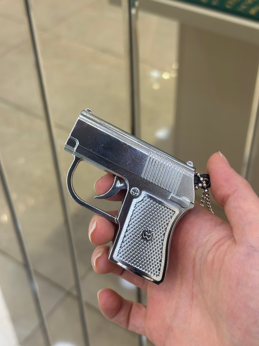 Mini Tabanca Şeklinde Silah Çakmak ve Şaka Çakmağı