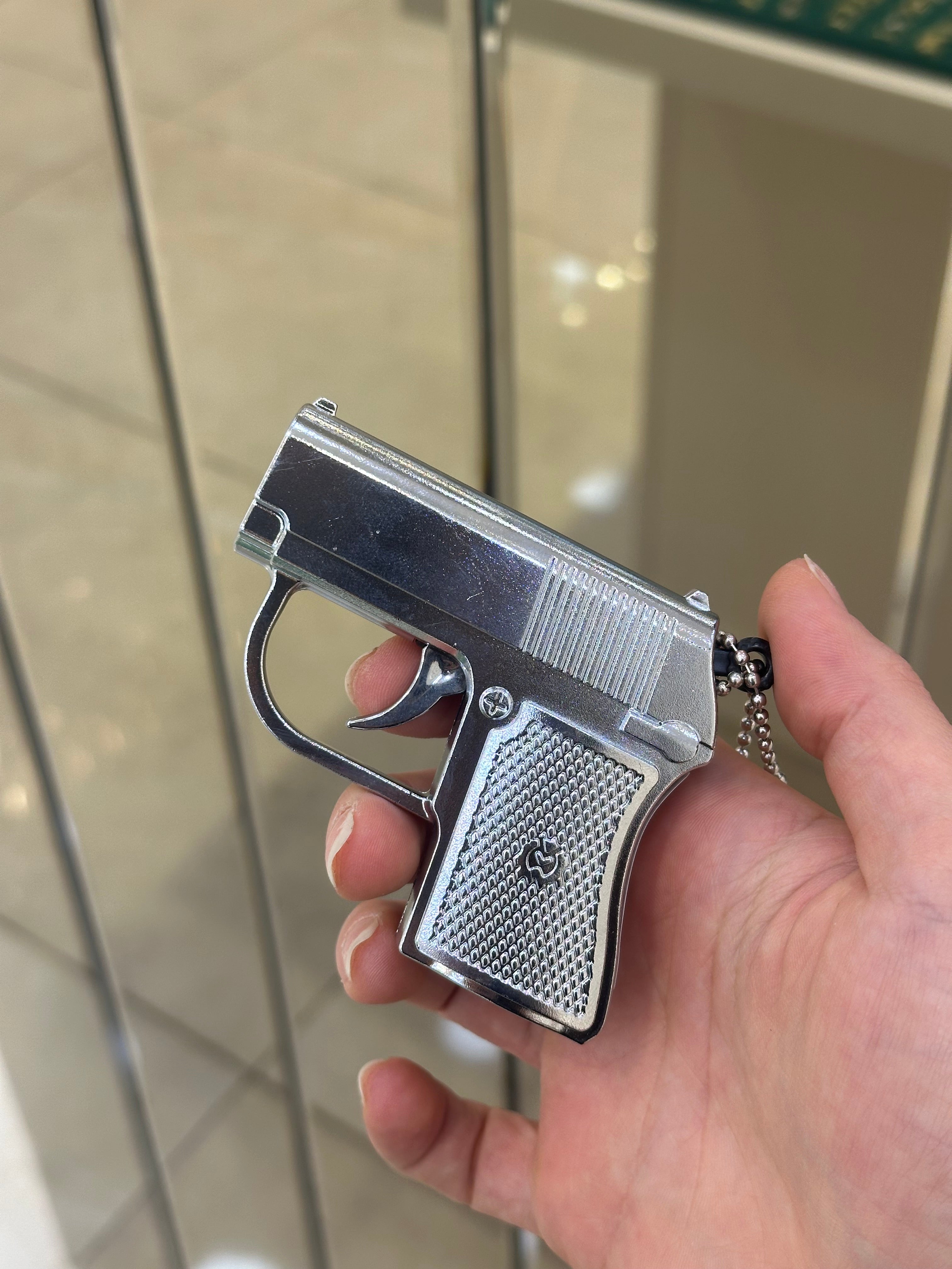 Mini Tabanca Şeklinde Silah Çakmak ve Şaka Çakmağı