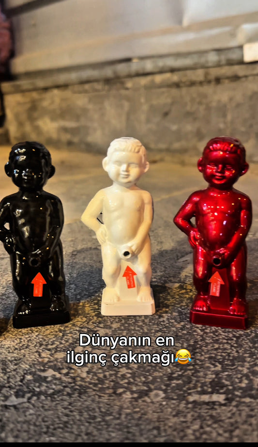 Ayakta İşeyen Esprili Bebek Çakmak 1790