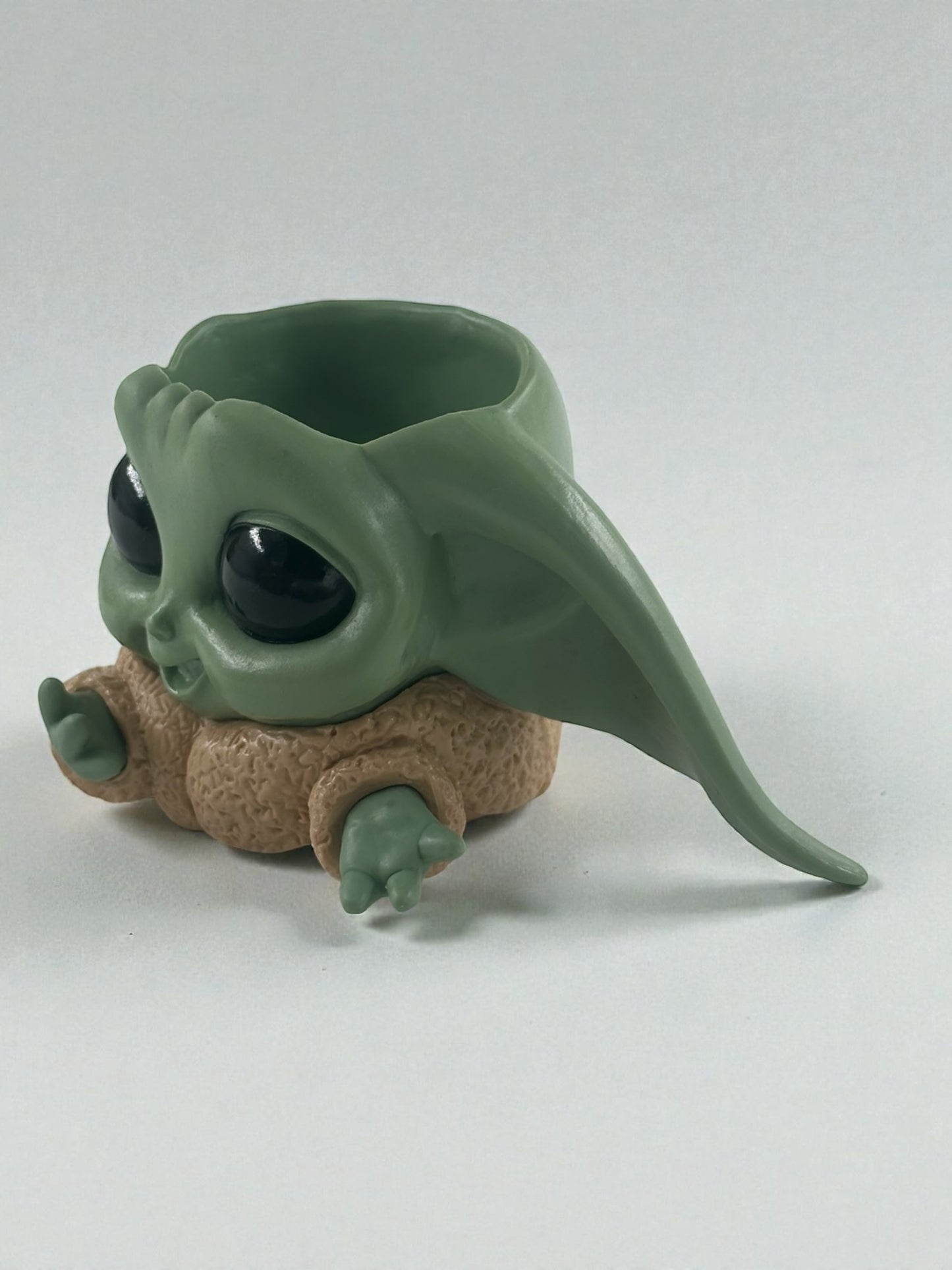 Baby Yoda Şeklinde Kalemlik