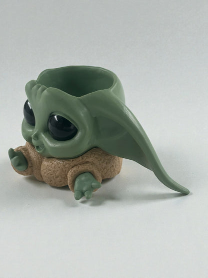 Baby Yoda Şeklinde Kalemlik
