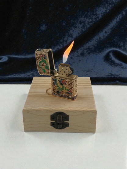 Chief Ejderha İşlemeli Lüx Benzinli Çakmak