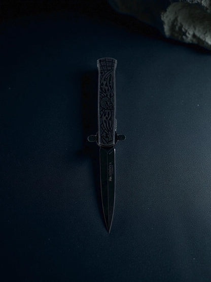 Kurukafa İşlemeli Hançer Çakı Siyah