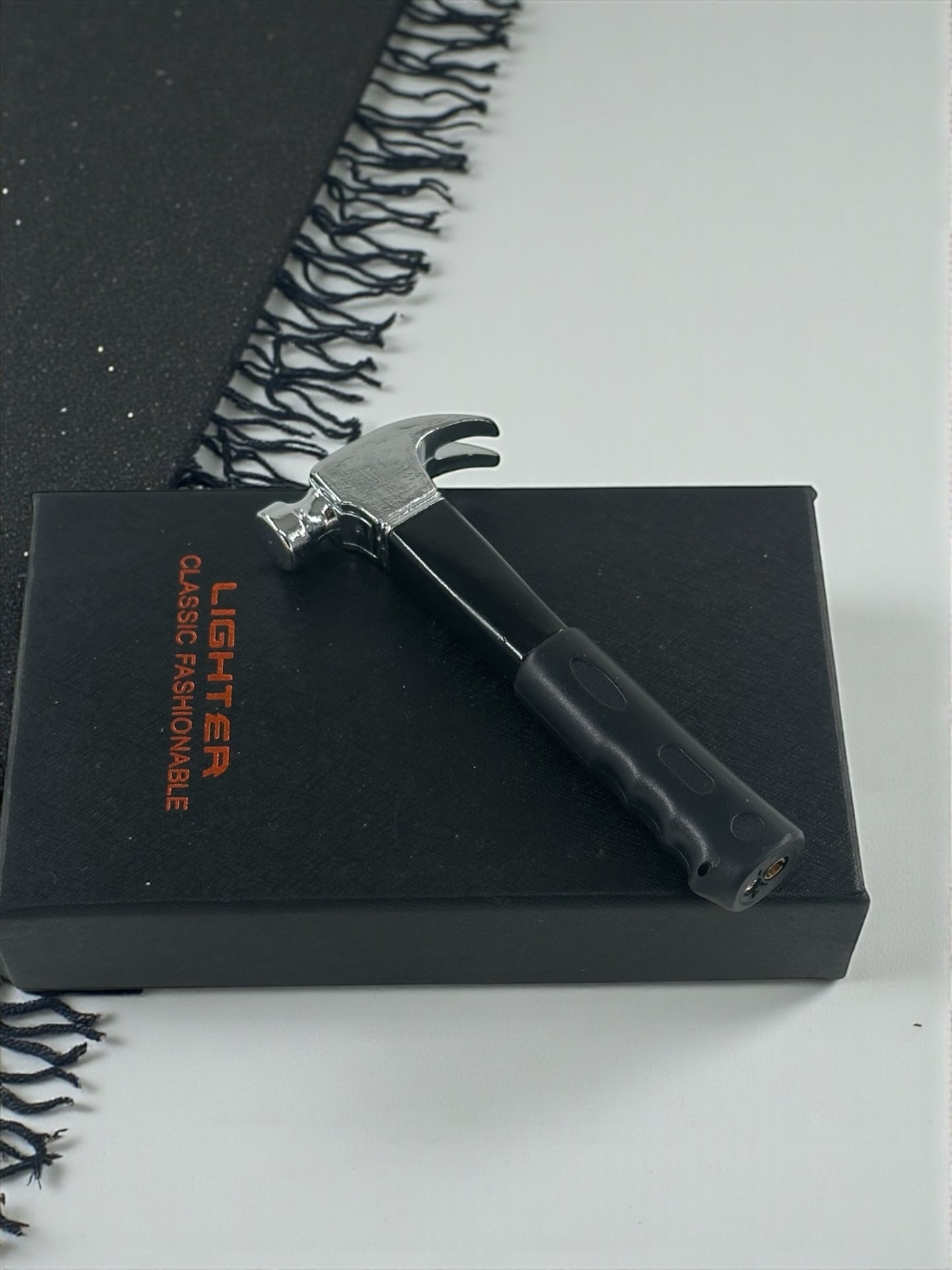 Balta Şeklinde Çakmak