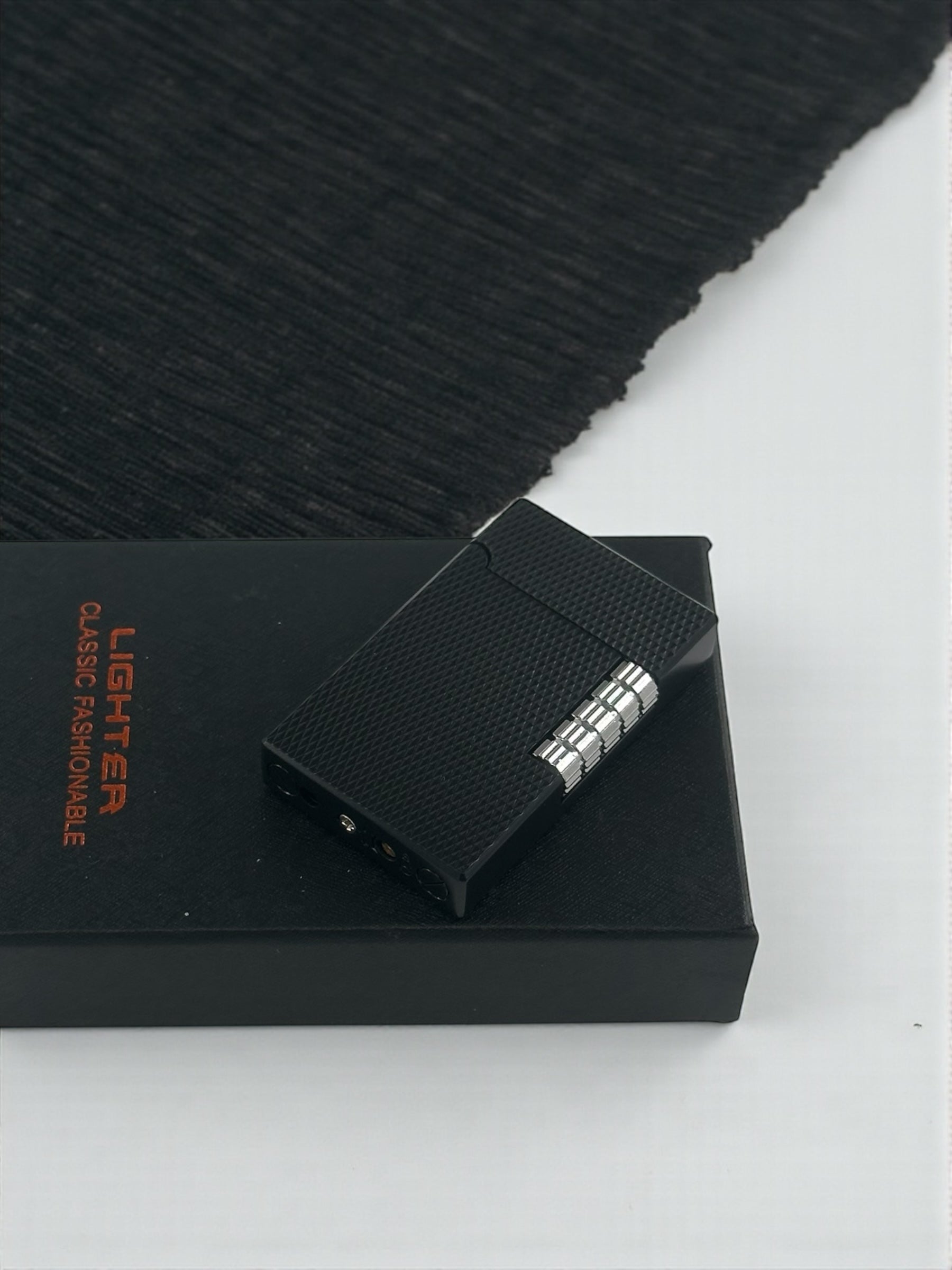 Lüx Görünümlü Dupont Model Metal Çakmak
