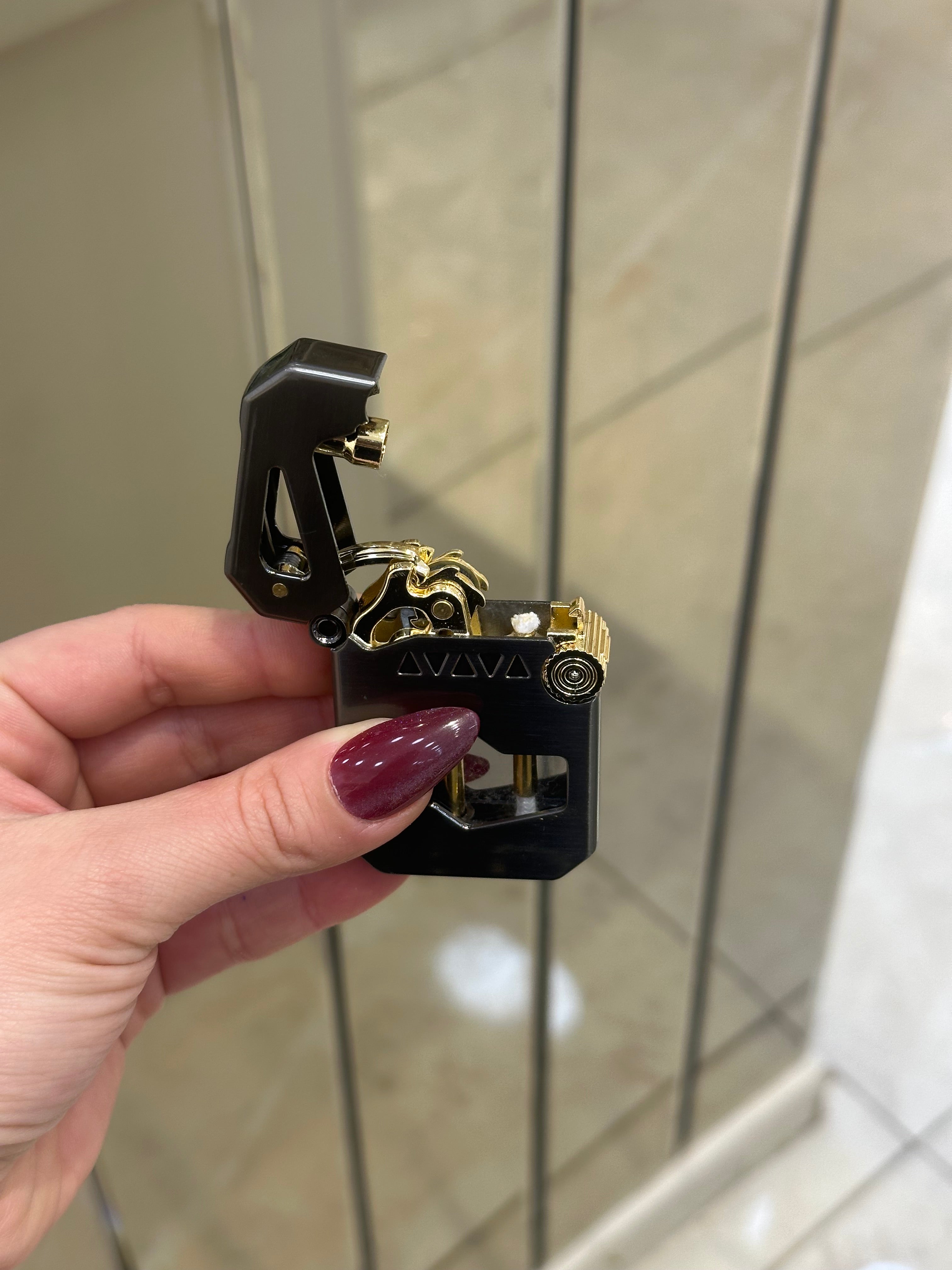 Zorro Çarklı Benzinli Lux Çakmak 4356