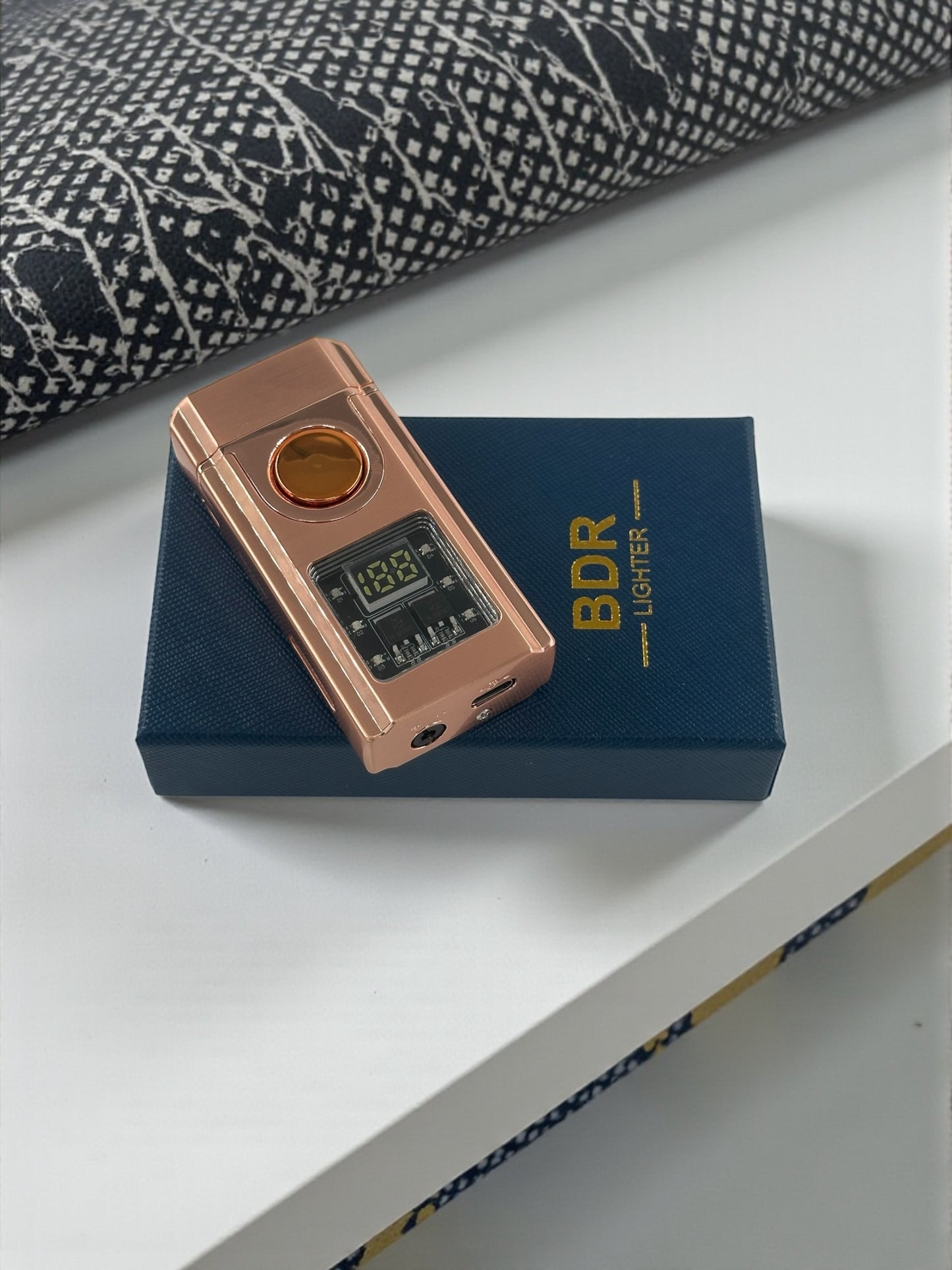 Dijital Ekranlı Gazlı Çakmak