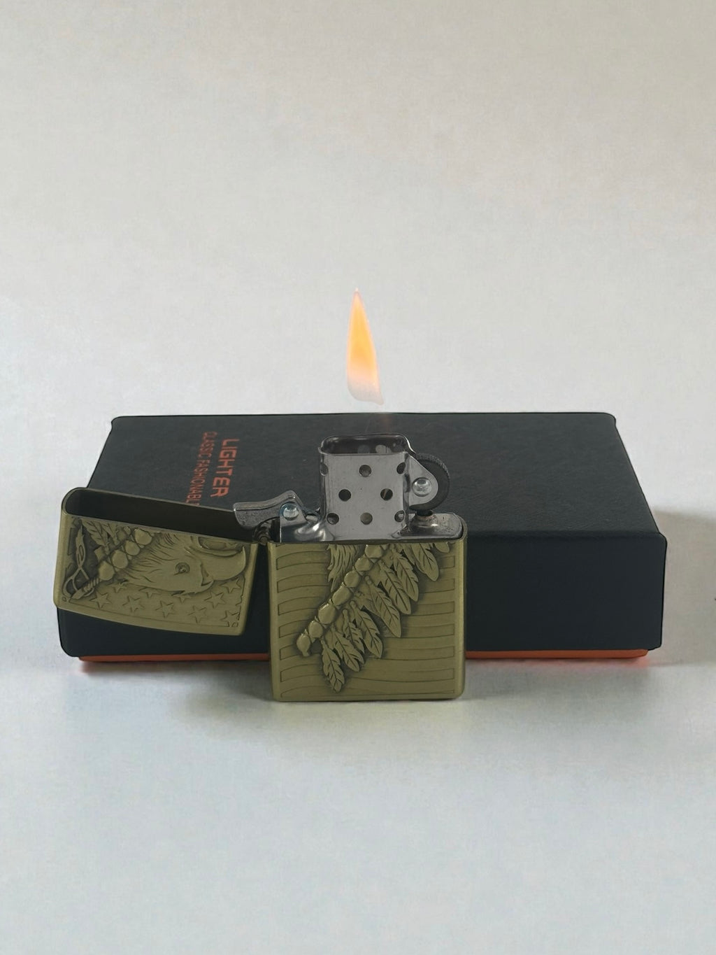 Şahin Başı Figürlü Taşlı Zippo Model Lüks Çakmak