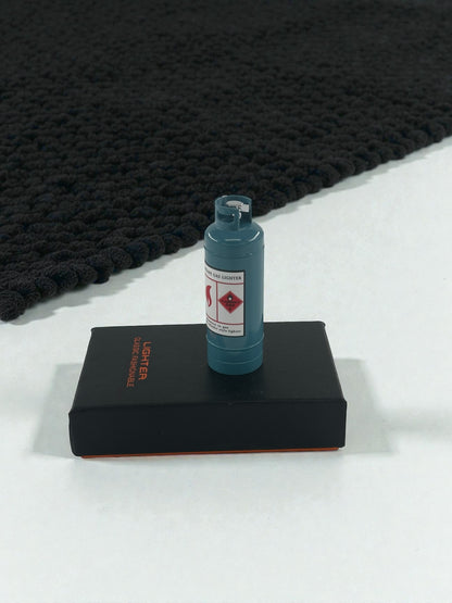 Tüp Şeklinde Renkli Alevli Çakmak