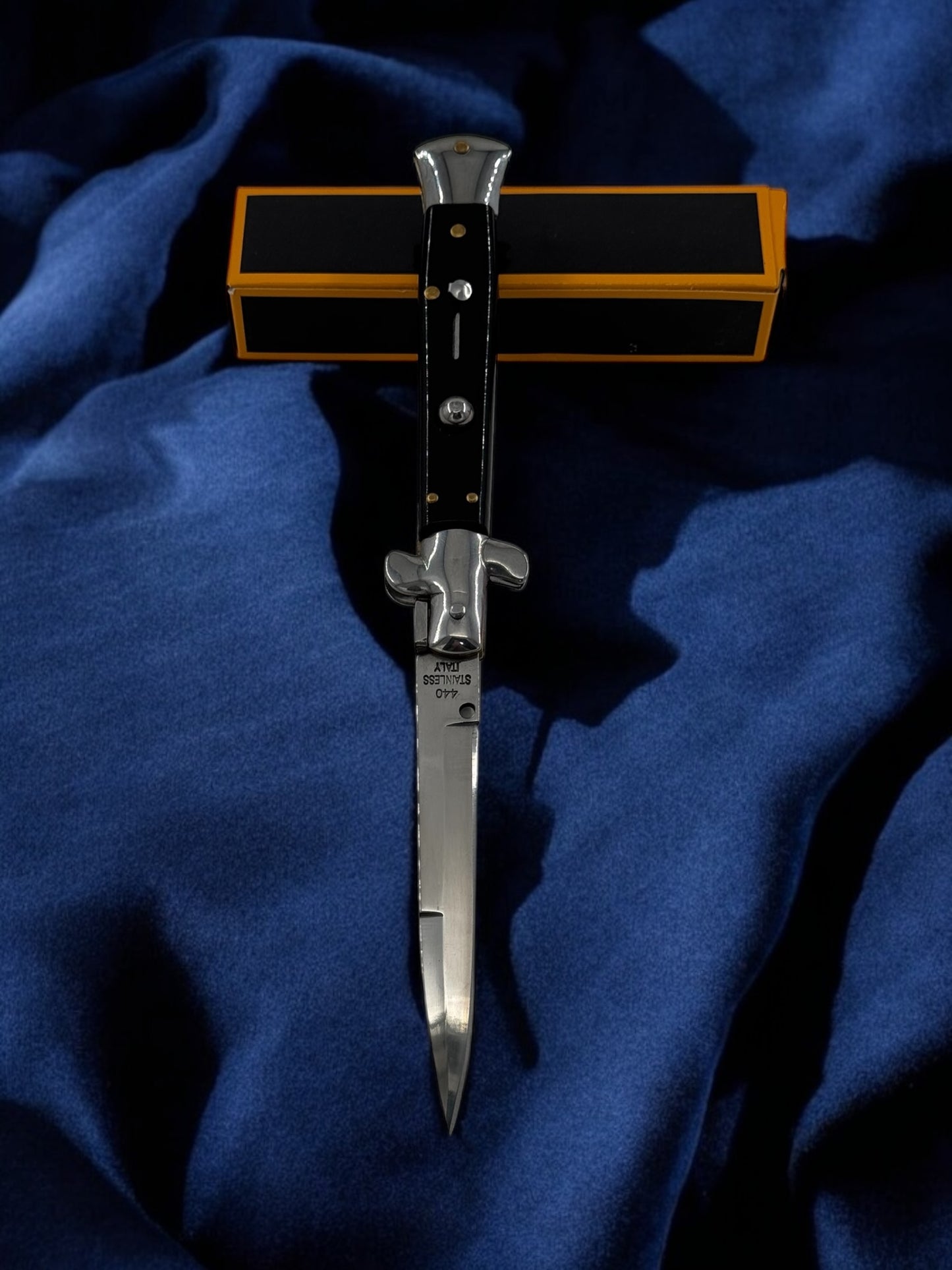 İtalyan Sustalı Otomatik Çakı Siyah 3400