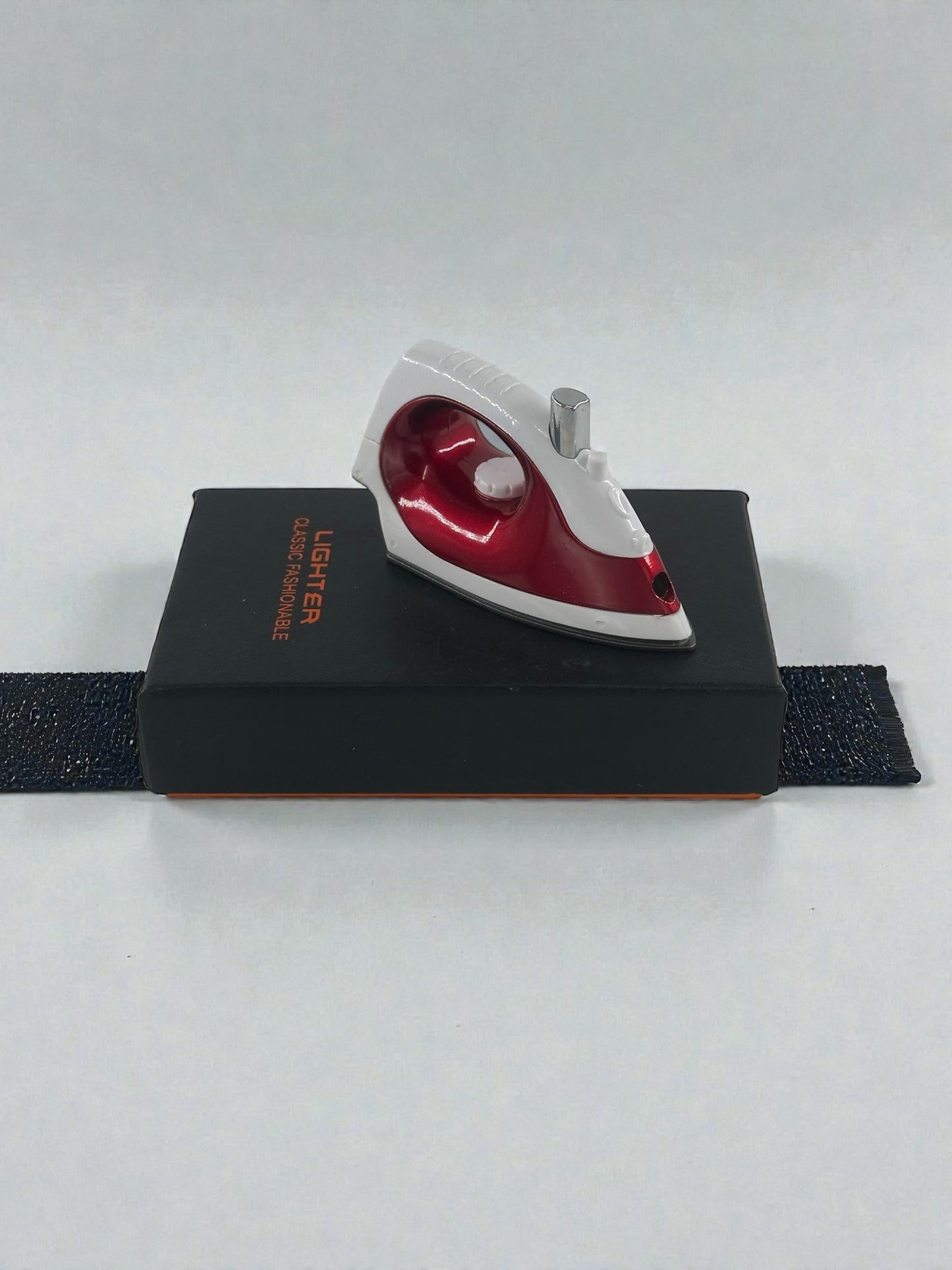 Ütü Şeklinde Gazlı Çakmak