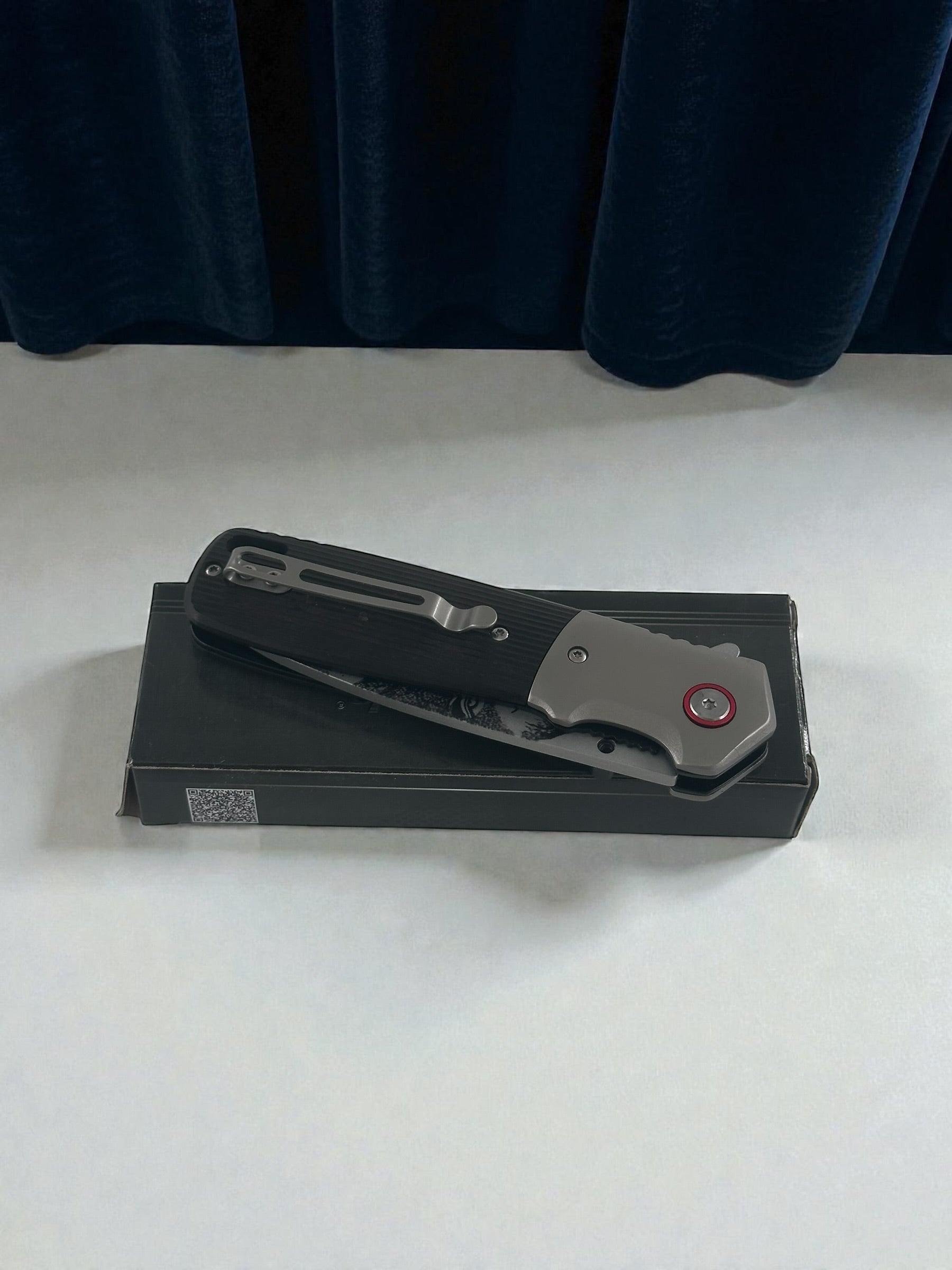 Kurt Figürlü M-Tech Kemere Takmalı Çakı