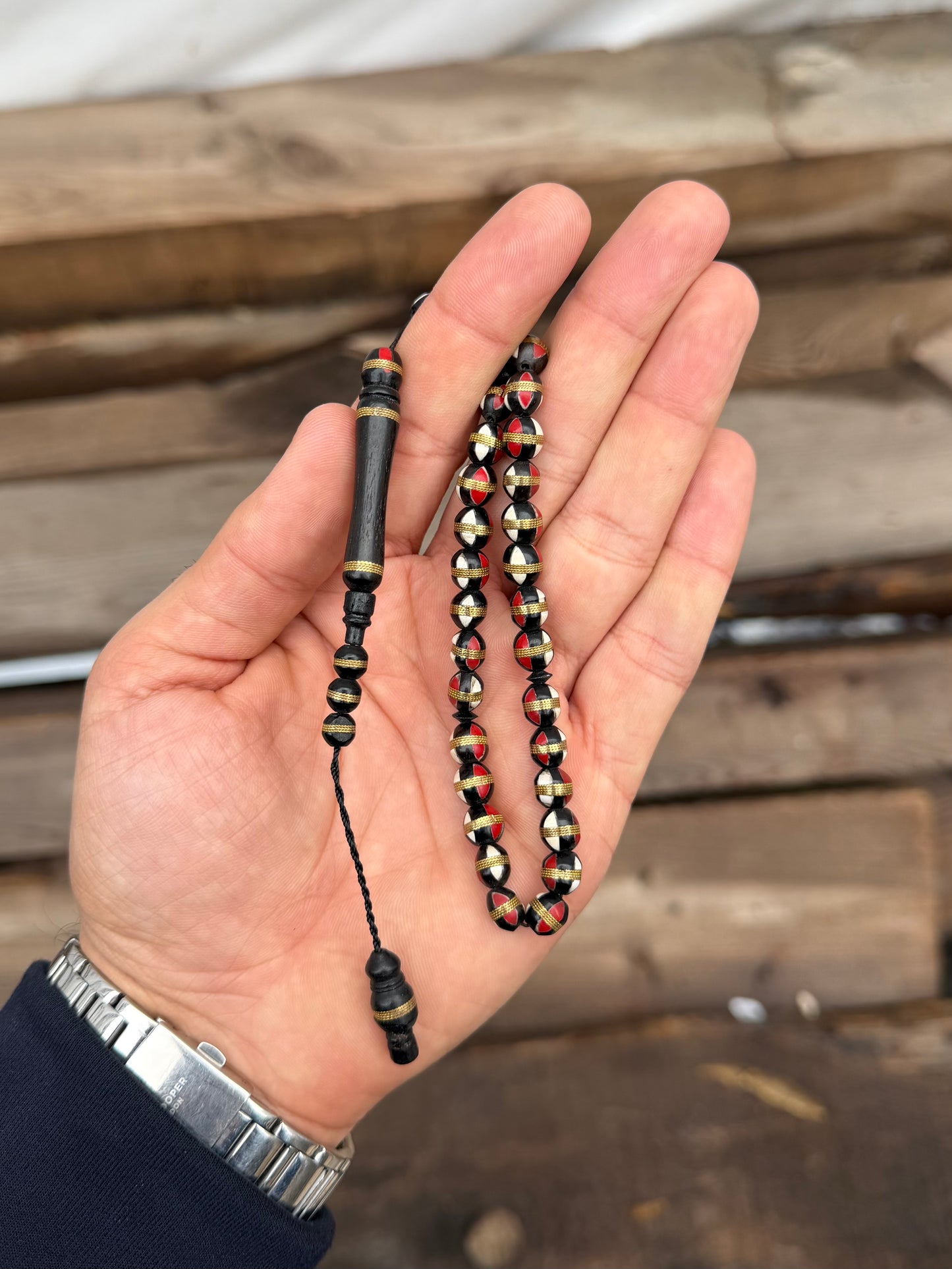 Arpa Kesim İşlemeli Kırmızı Beyaz Kuka Tesbih