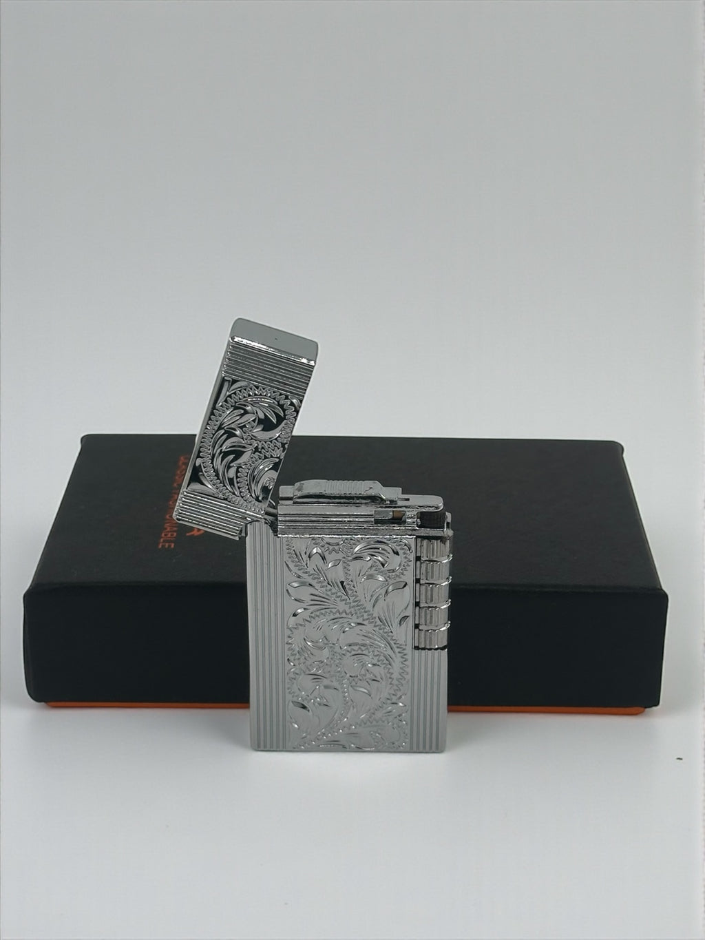 Lüx Kabartmalı Dupont Model Metal Çakmak