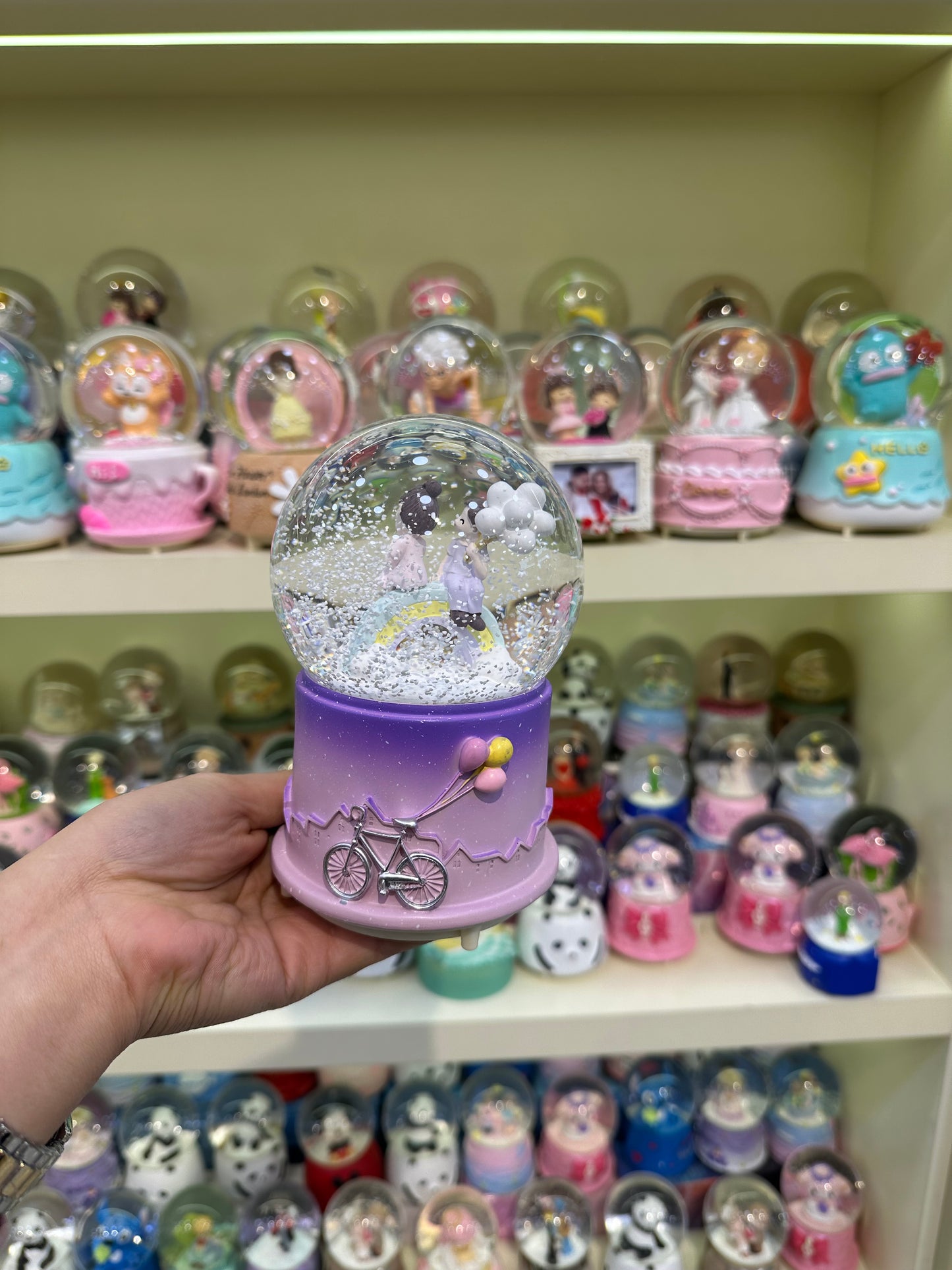 Büyük Boy Kar Küresi