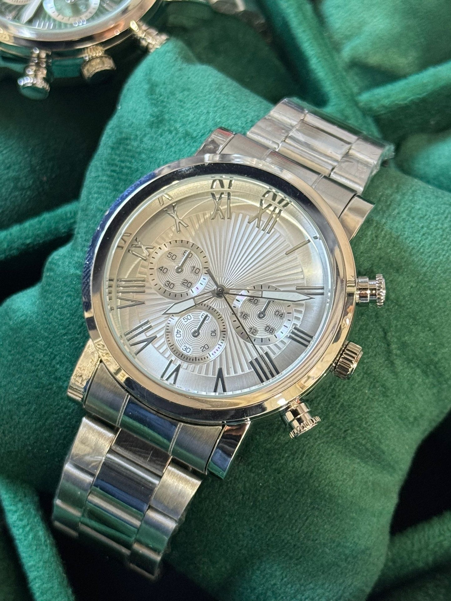 Kişiye Özel Kordonu İsim Yazılır Saat Beyaz Gümüş