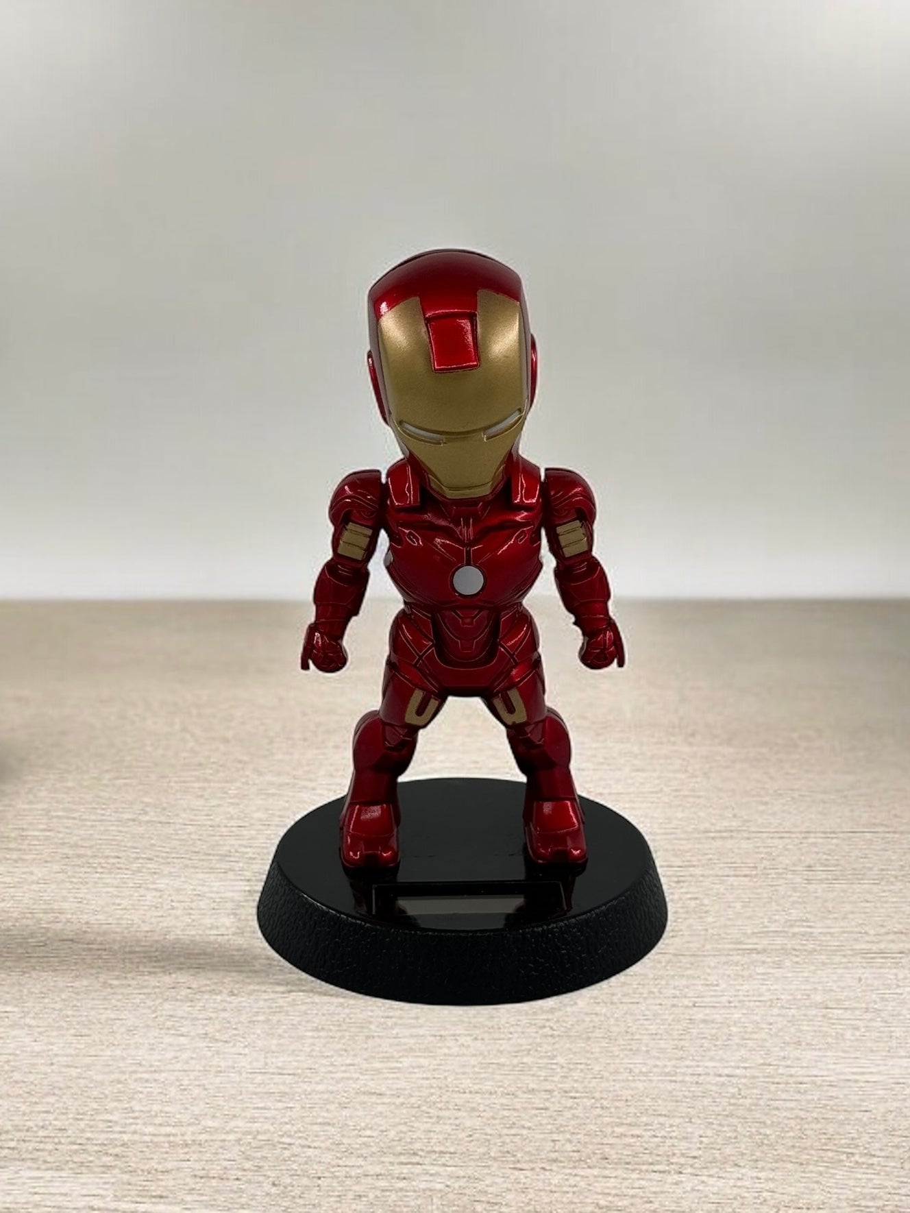 Iron-Man Süper kahraman 13 cm sallanan kafa karakter