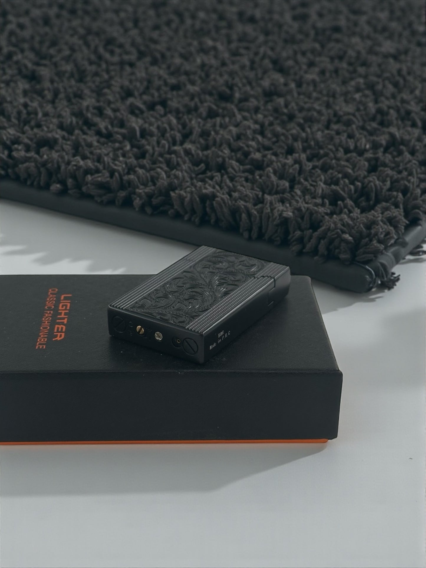 Lüx Kabartmalı Dupont Model Metal Çakmak