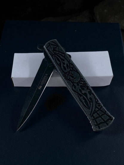 Kurukafa İşlemeli Hançer Çakı Siyah