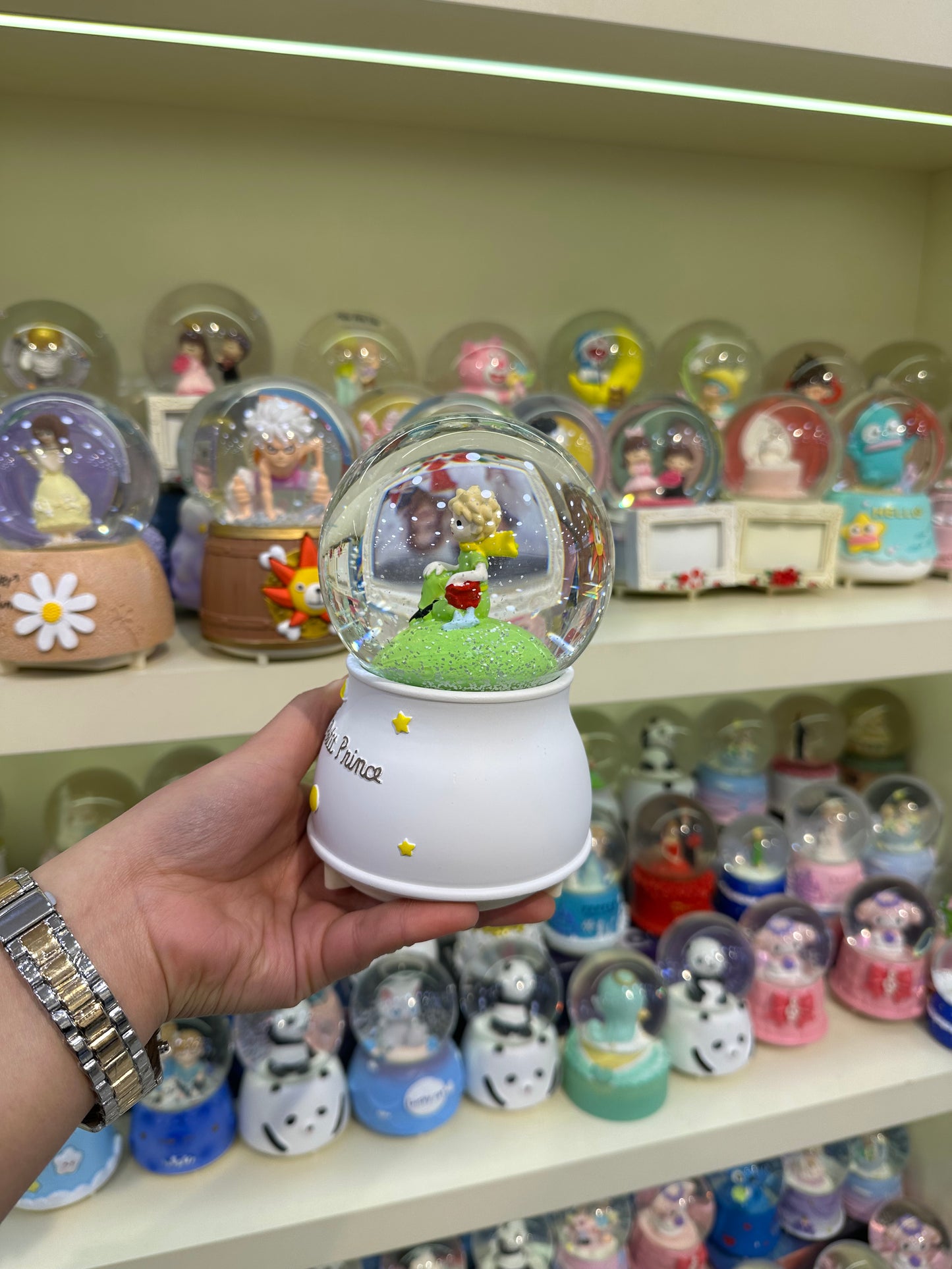 Büyük Boy Kar Küresi