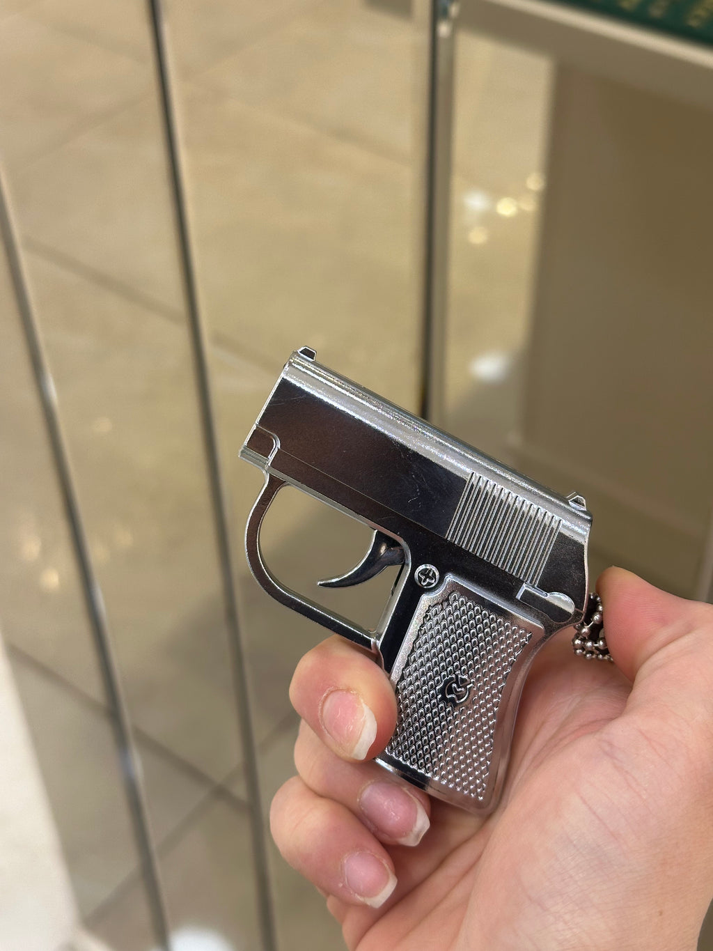 Mini Tabanca Şeklinde Silah Çakmak ve Şaka Çakmağı