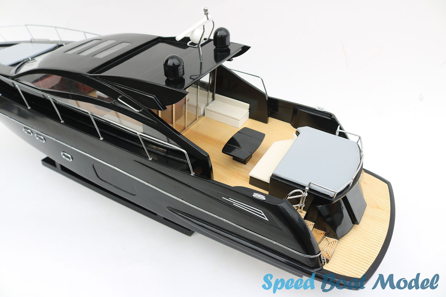 Sunseeker Predator 64 Black Modern Yacht Model 35″