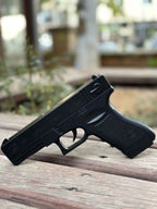 Glock Tabanca Şeklinde Standlı Pürmüz Çakmak 9900