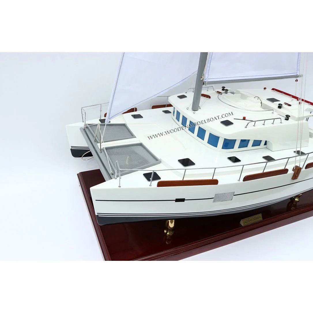 Lagoon 400 Dekoratif Yelkenli Katamaran Modeli (70 cm)