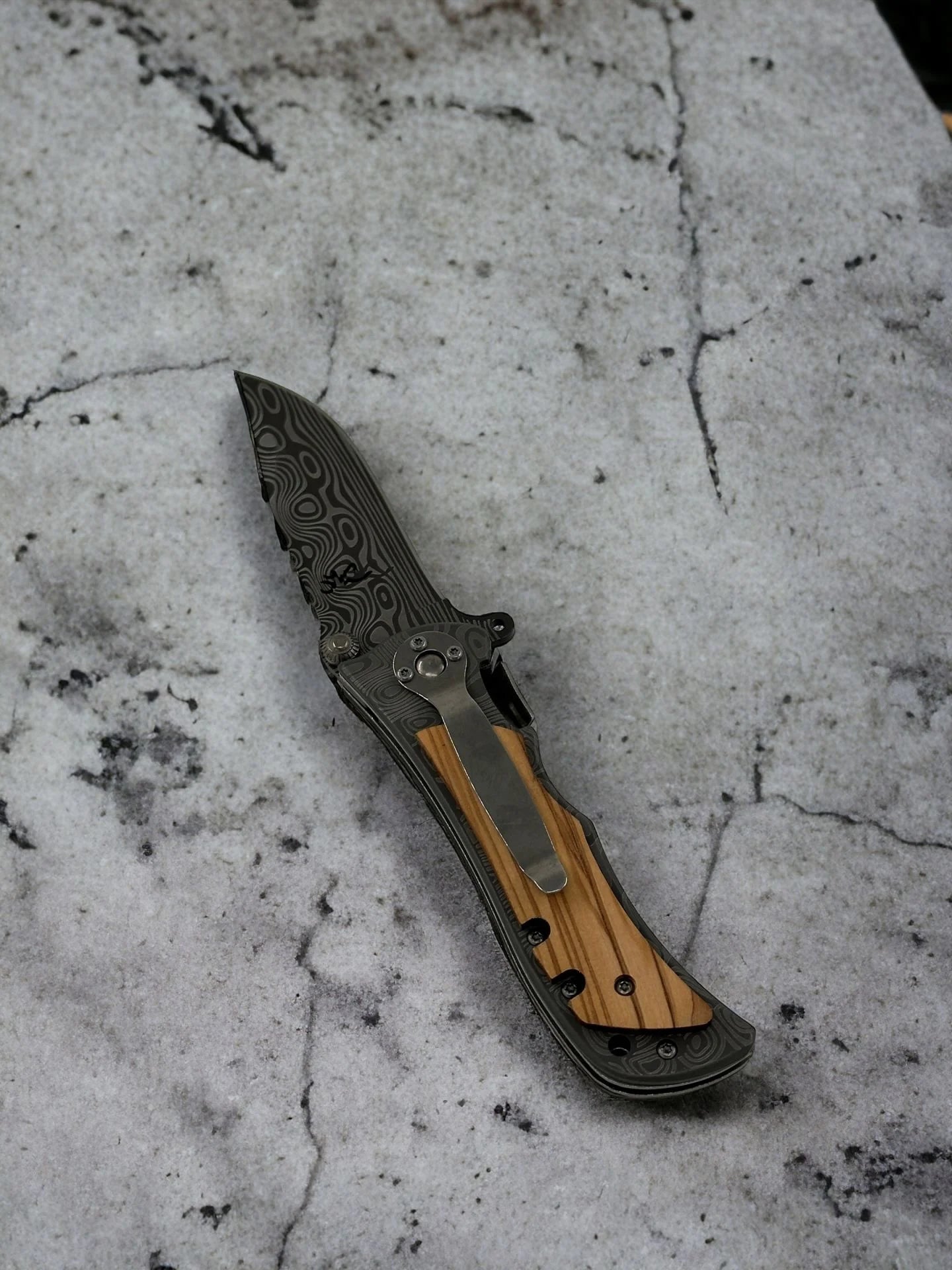 İşlemeli Browning Damascus Çakı 2645