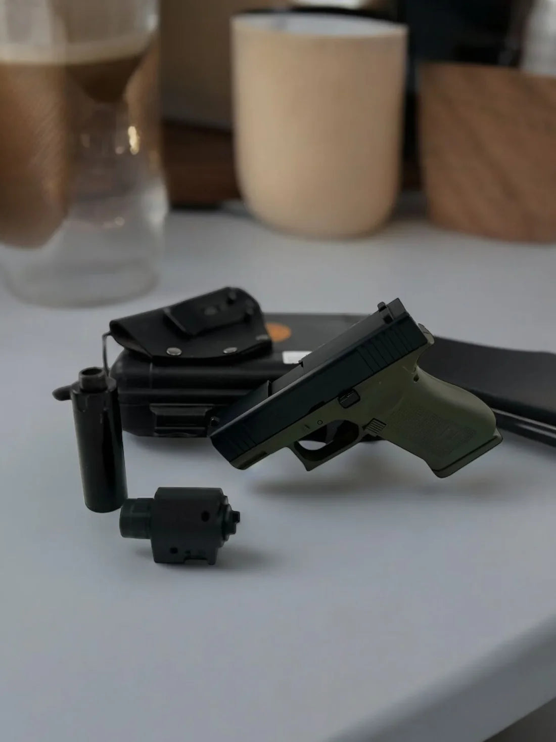 Tam Donanımlı Ekipmanlı Susturuculu Glock 17 Tabanca Çakmak 083