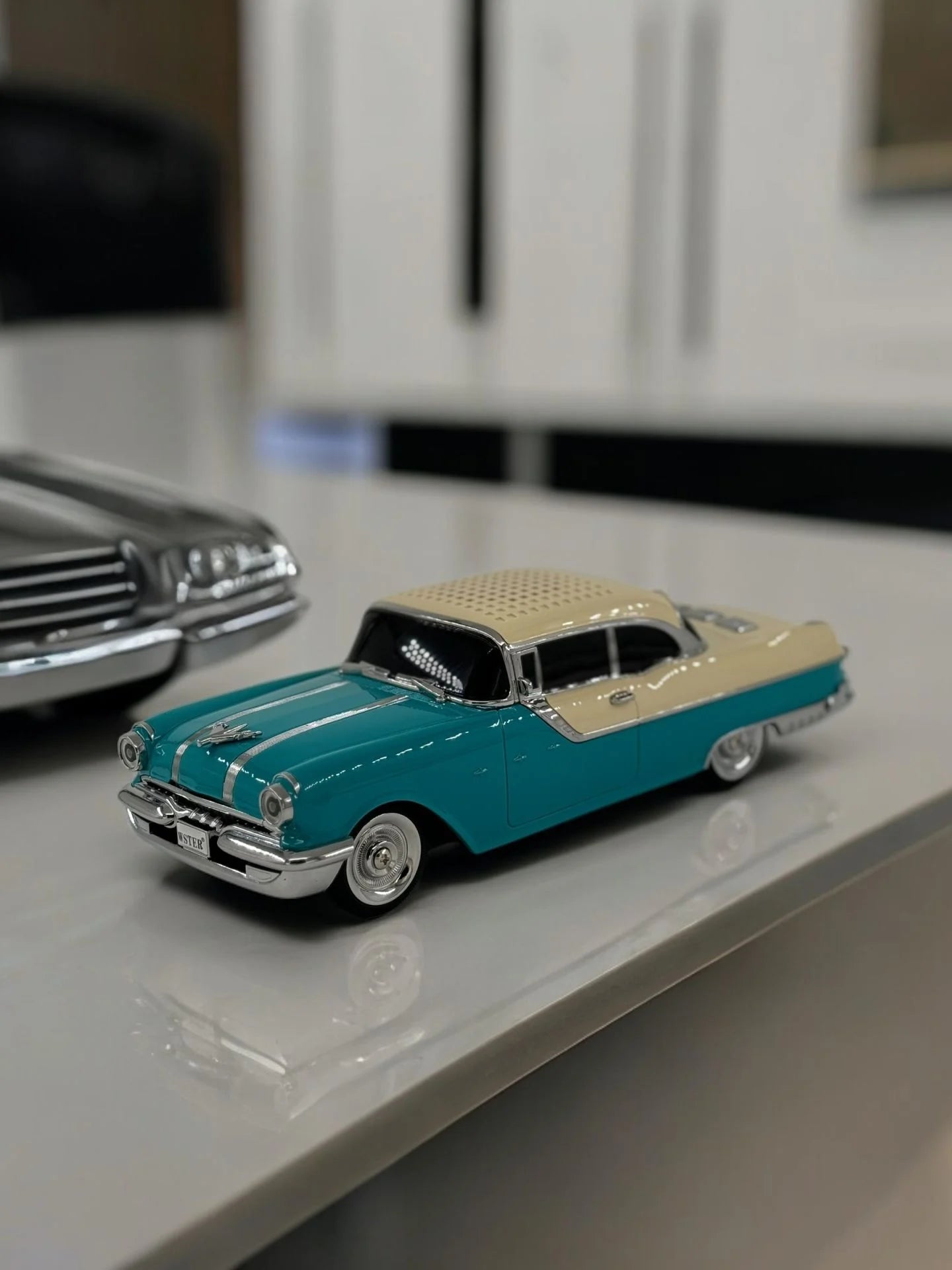 1956 Cadillac Eldorado Araba Ses Bombası Radyo 598